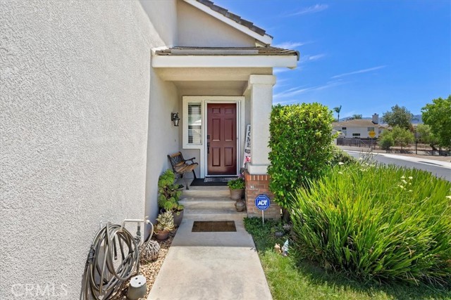 851 Blossomcreek Lane, Corona CA: https://media.crmls.org/medias/53ffa8c1-8d18-48b3-8754-aa1054373b81.jpg