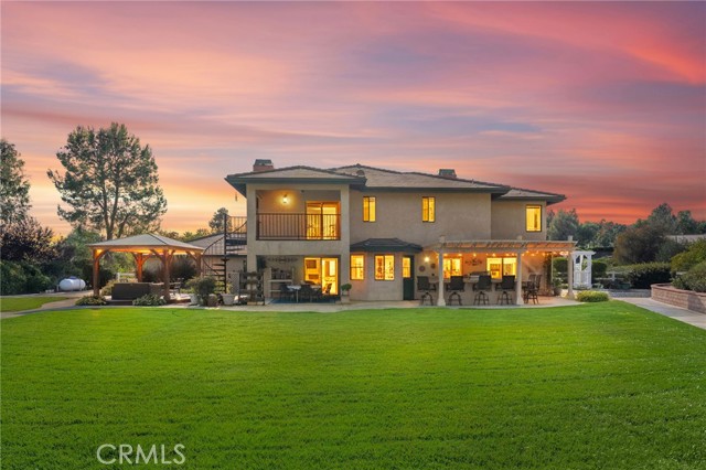 Detail Gallery Image 2 of 75 For 40498 Calle Madero, Temecula,  CA 92591 - 5 Beds | 4 Baths