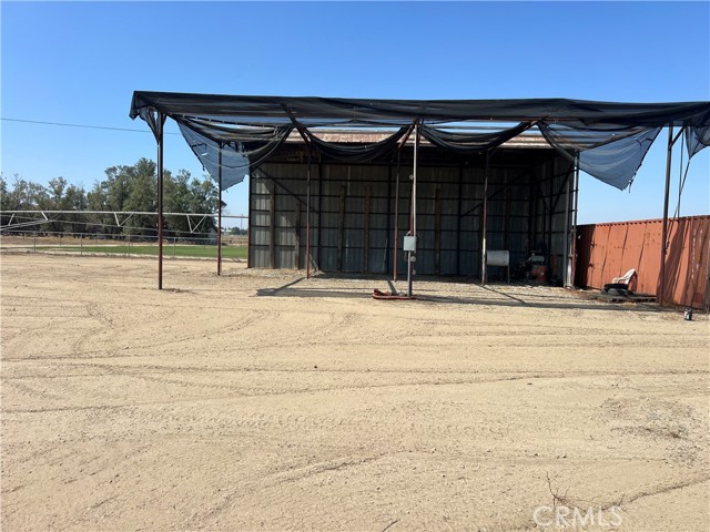 28900 Reservoir Avenue, Nuevo CA: https://media.crmls.org/medias/54001ed4-afb0-4053-92bc-c799db50d6e4.jpg