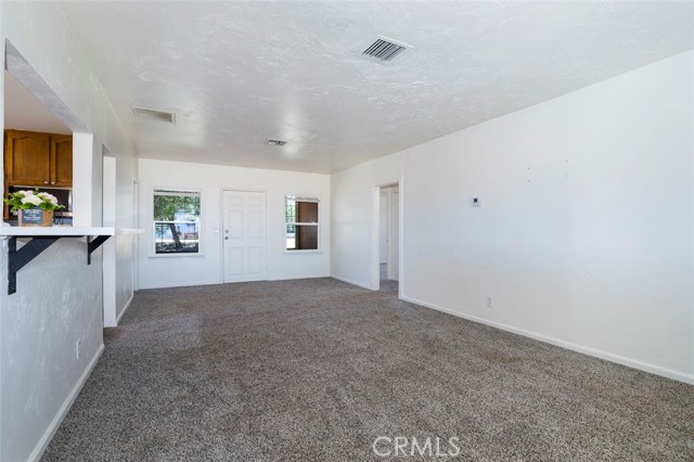 Detail Gallery Image 8 of 40 For 5357 W Avenue L, Lancaster,  CA 93536 - 3 Beds | 2 Baths