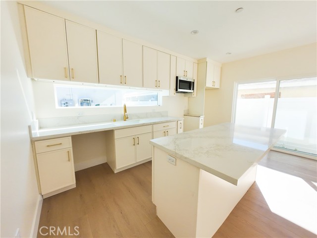 Detail Gallery Image 7 of 37 For 13058 Pinney St, Pacoima,  CA 91331 - 5 Beds | 4/1 Baths