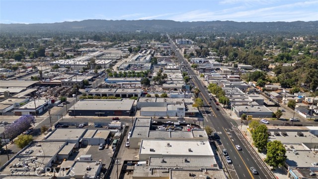 7114 Reseda Boulevard, Reseda (los Angeles), California 91335, ,Commercial Lease,For Rent,7114 Reseda Boulevard,CRSR24134654