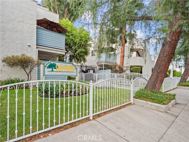 Detail Gallery Image 32 of 42 For 18411 Hatteras St #138,  Tarzana,  CA 91356 - 3 Beds | 2/1 Baths