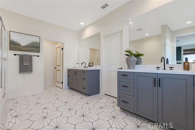 Detail Gallery Image 36 of 73 For 28590 Daybreak Way, Saugus,  CA 91350 - 4 Beds | 2/1 Baths