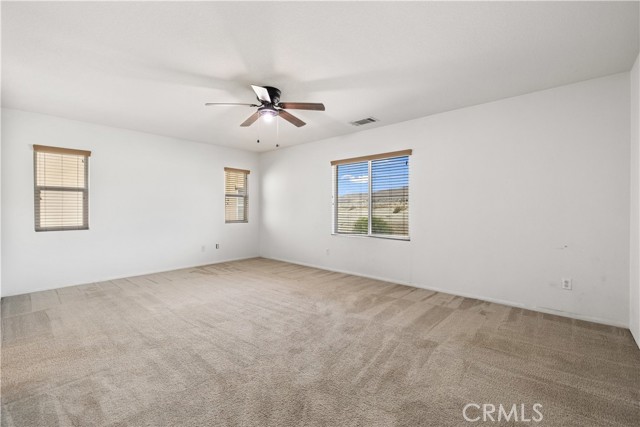 Image 15 of 47 For 82746 Mount Riley Drive