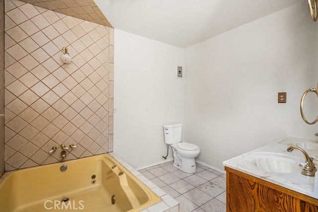 Detail Gallery Image 29 of 41 For 1504 S California Ave, Compton,  CA 90221 - 3 Beds | 2 Baths