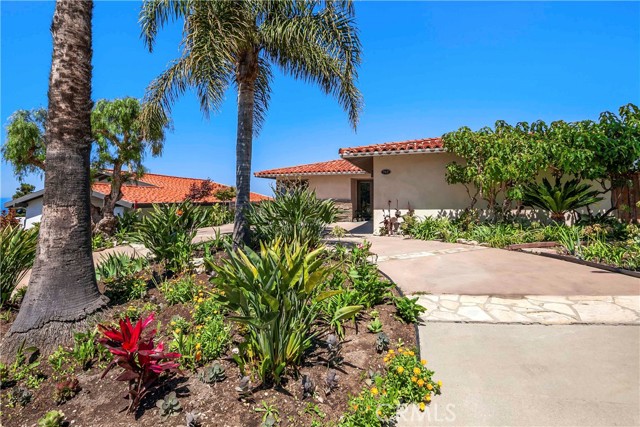 717 Cloyden Square, Palos Verdes Estates, California 90274, 4 Bedrooms Bedrooms, ,2 BathroomsBathrooms,Residential,Sold,Cloyden,SB21192553