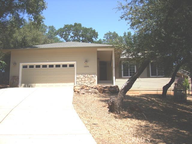 Detail Gallery Image 1 of 4 For 18896 North Shore Dr, Hidden Valley Lake,  CA 95467 - 3 Beds | 2 Baths