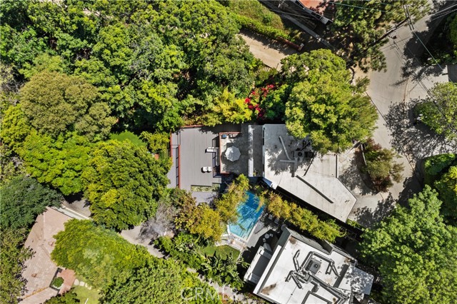 7670 Woodrow Wilson Drive, Los Angeles CA: https://media.crmls.org/medias/54044363-eed7-47a8-b471-fe183cc648ec.jpg