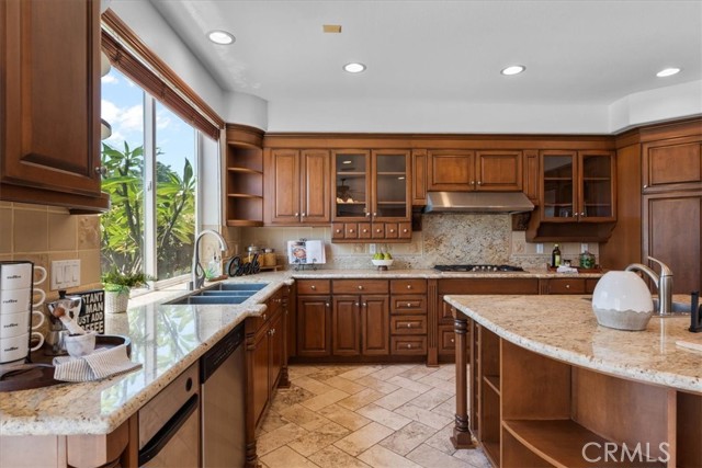 20342 Via Cellini, Porter Ranch CA: https://media.crmls.org/medias/5404bbd7-dfff-4031-88f8-a9ad35058232.jpg