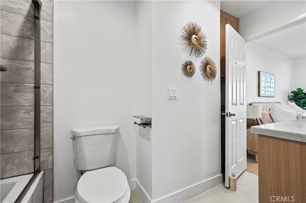 MLS #OC25253538 image #25