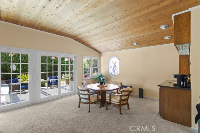 Detail Gallery Image 4 of 23 For 17642 Medford Ave, Tustin,  CA 92780 - 4 Beds | 2 Baths