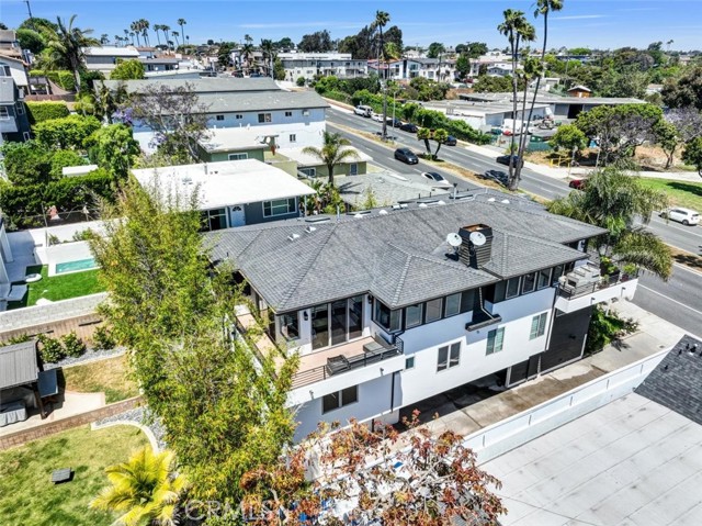 Detail Gallery Image 17 of 20 For 1542 Manhattan Beach Bld, Manhattan Beach,  CA 90266 - 4 Beds | 4 Baths