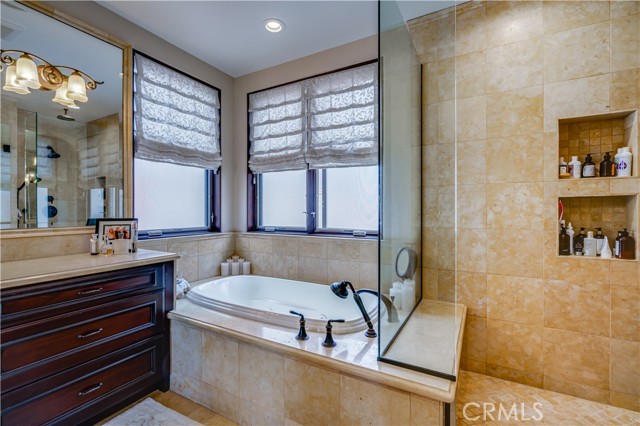 1724 Esplanade, Redondo Beach, California 90277, 3 Bedrooms Bedrooms, ,1 BathroomBathrooms,Residential,Sold,Esplanade,SB21185823