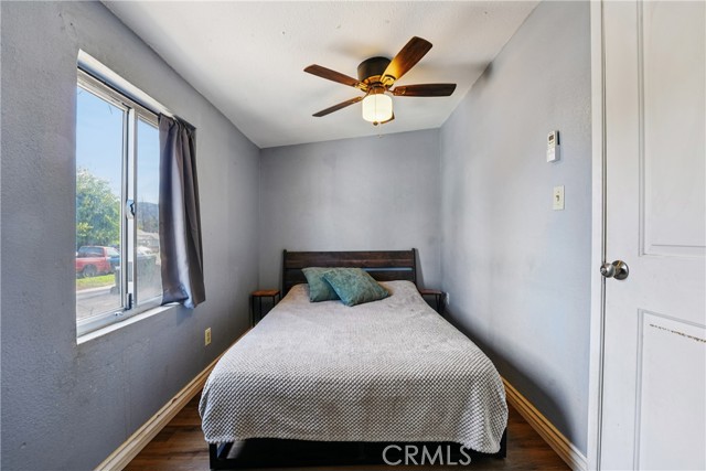 313 N 3rd St, Banning CA: https://media.crmls.org/medias/5407bcb3-3a5d-46f5-aa58-8b13e589ad57.jpg