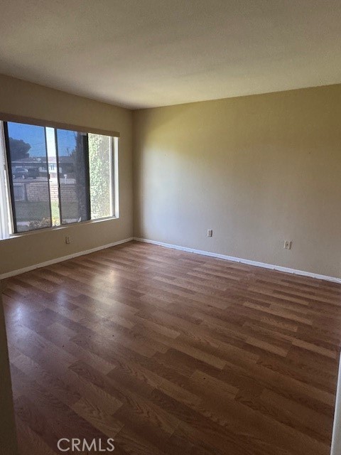 Detail Gallery Image 2 of 6 For 604 S Santa Fe #1,  Hemet,  CA 92543 - 2 Beds | 2 Baths