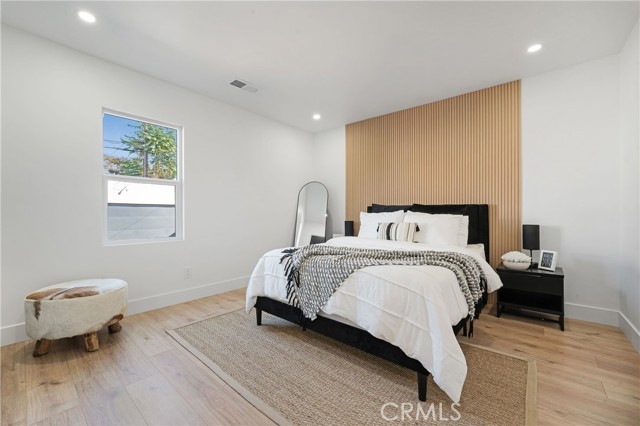 Detail Gallery Image 24 of 39 For 7826 S Harvard Bld, Los Angeles,  CA 90047 - 3 Beds | 2 Baths