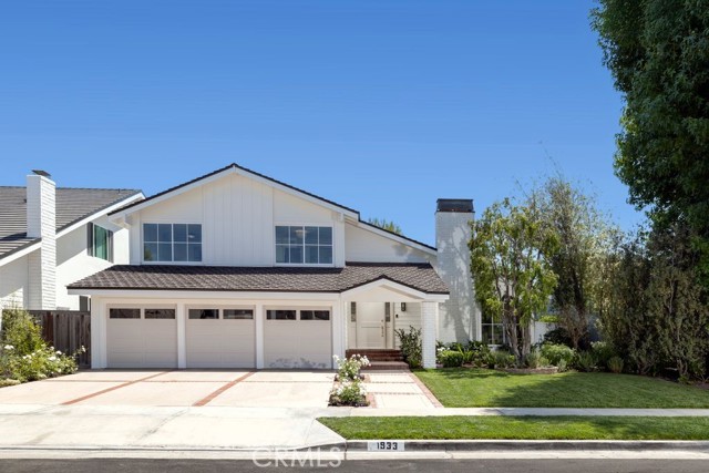 Detail Gallery Image 1 of 25 For 1933 Port Bristol Cir, Newport Beach,  CA 92660 - 5 Beds | 3 Baths