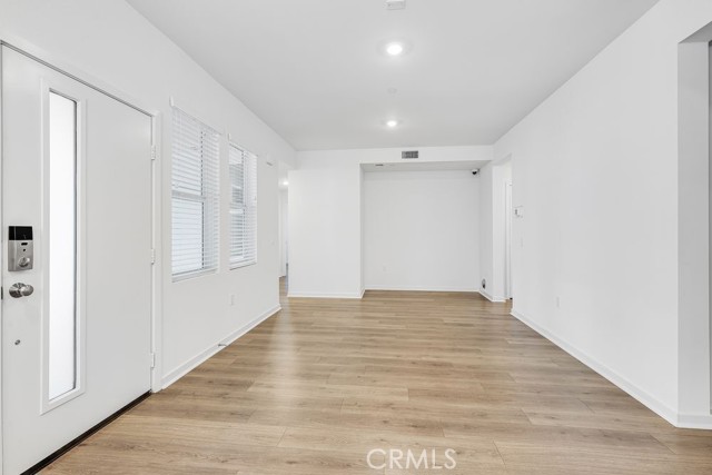 980 N Tangent Privado, Ontario CA: https://media.crmls.org/medias/540bea49-c52d-456b-ad5e-856d1a9e03df.jpg