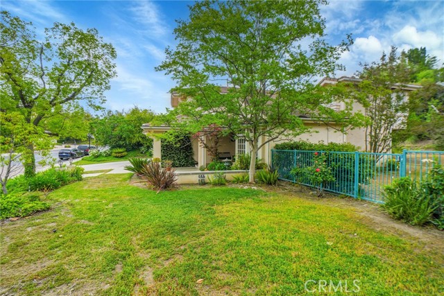 18500 Saint Moritz Drive, Tarzana (los Angeles), California 91356, 4 Bedrooms Bedrooms, ,3 BathroomsBathrooms,Residential,For Sale,18500 Saint Moritz Drive,CRSR24160134