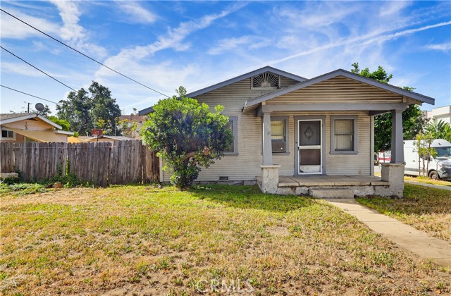 Front Image Thumbnail for CRSR26068175