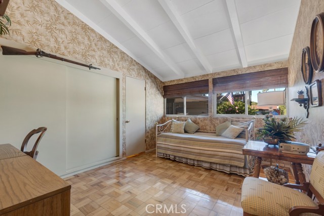 Detail Gallery Image 23 of 44 For 6500 Jumilla, Woodland Hills,  CA 91367 - 3 Beds | 2 Baths