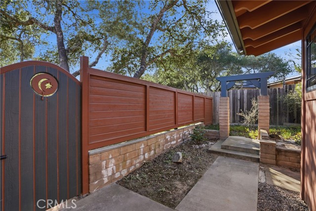 Image 25 of 44 For 1251 Mesa Oaks