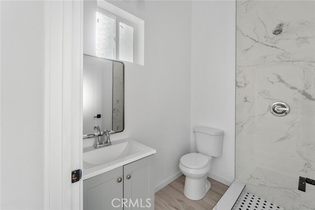 Detail Gallery Image 18 of 19 For 8514 Wilbur Ave, Northridge,  CA 91324 - 3 Beds | 3 Baths