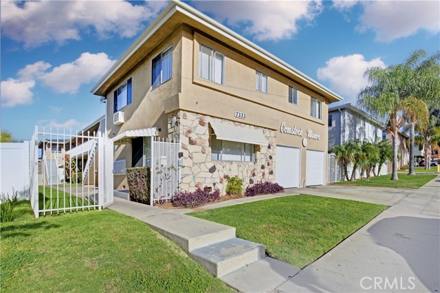 Front Image Thumbnail for CRDW26065465