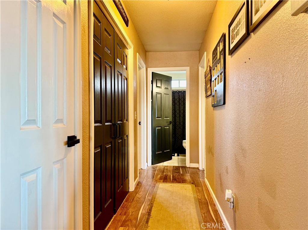 https://media.crmls.org/medias/541056df-d4a6-49dd-bc42-5f08df84c5c0.jpg?preset=X-Large