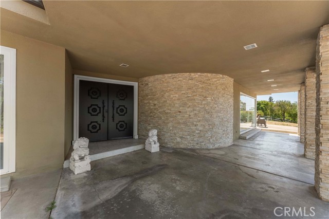Image 5 of 67 For 950 Spring Meadow Drive