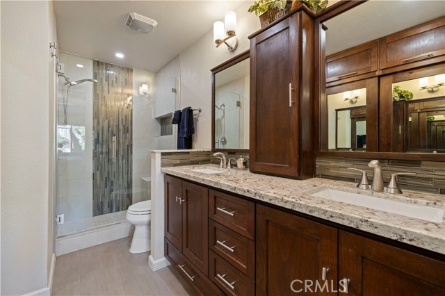 Detail Gallery Image 31 of 55 For 15845 Rosehaven, Canyon Country,  CA 91387 - 4 Beds | 3 Baths