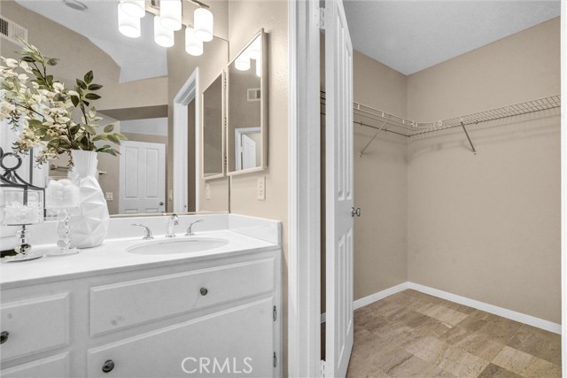 1191 S Silver Star Way, Anaheim Hills CA: https://media.crmls.org/medias/5412f719-c71b-41a6-88c4-df633b9dc010.jpg