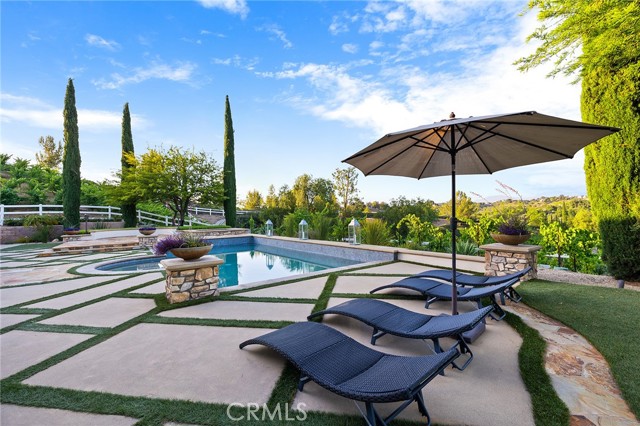 33260 Susan Grace Court, Temecula CA: https://media.crmls.org/medias/54132104-017c-448a-8ec1-ef81a99f62bd.jpg