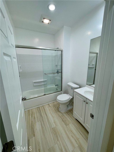 Detail Gallery Image 15 of 20 For 241 S 2nd Ave #B,  Upland,  CA 91786 - 2 Beds | 2 Baths