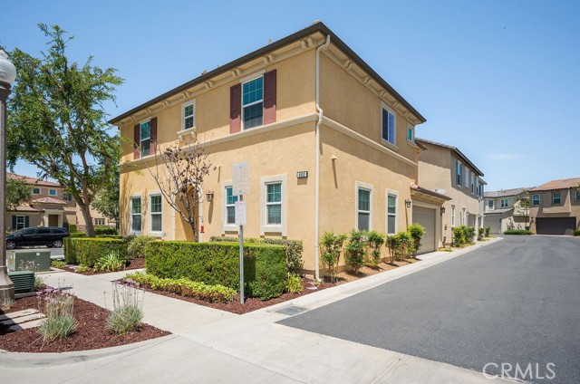 8652 Founders Grove Street, Chino CA: https://media.crmls.org/medias/5415892f-f286-474a-abc8-f27b4c6d26d5.jpg