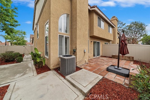 Detail Gallery Image 29 of 33 For 1101 Portofino Ct #103,  Corona,  CA 92881 - 3 Beds | 2/1 Baths