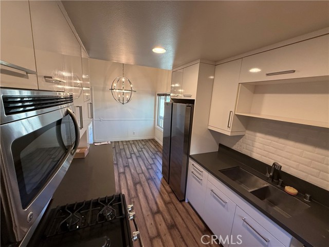 Detail Gallery Image 7 of 21 For 25869 Marguerite #204,  Mission Viejo,  CA 92692 - 2 Beds | 2 Baths