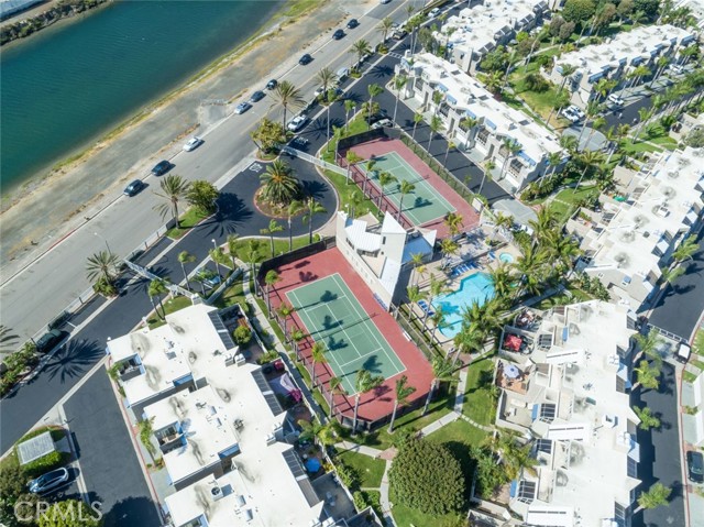 MLS #OC25236011 image #5