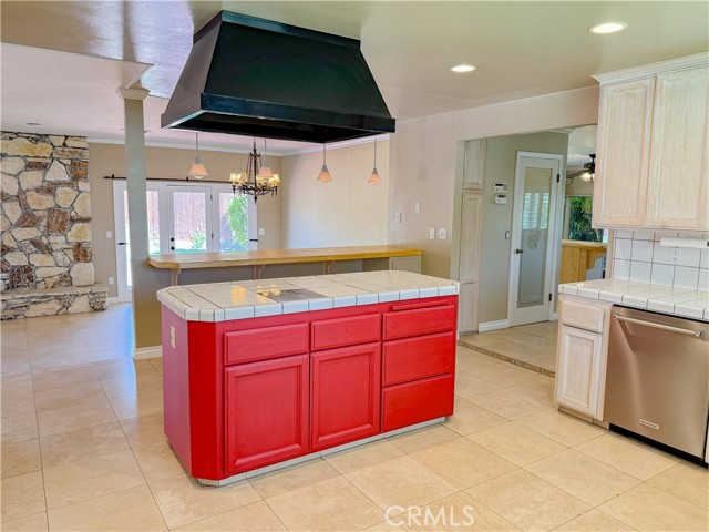 Detail Gallery Image 16 of 52 For 3801 Flintridge Dr, Bakersfield,  CA 93306 - 4 Beds | 3/1 Baths
