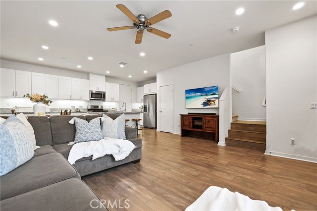 Detail Gallery Image 6 of 38 For 36 Savannah, Lake Forest,  CA 92630 - 3 Beds | 2/1 Baths