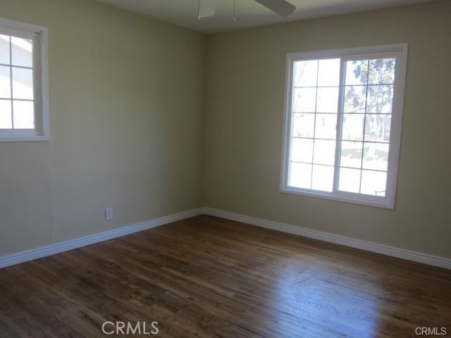 Bedroom w/ceiling fan