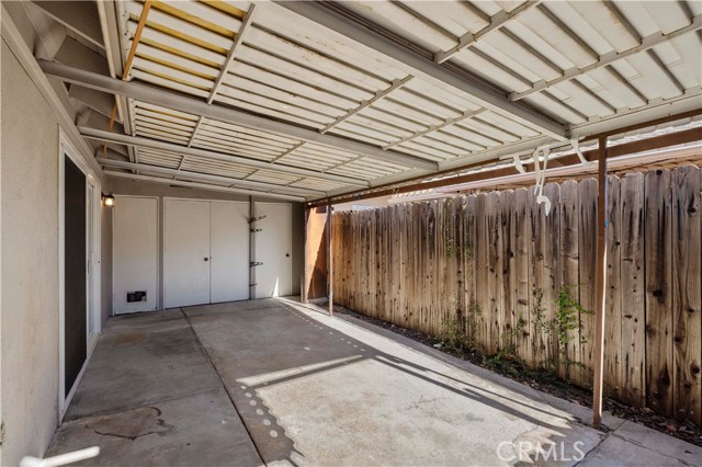 Detail Gallery Image 33 of 42 For 26824 Circle of the Oaks, Newhall,  CA 91321 - 2 Beds | 2 Baths