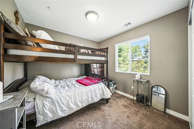 Detail Gallery Image 8 of 19 For 576 Rose Ln, Twin Peaks,  CA 92391 - 3 Beds | 3 Baths