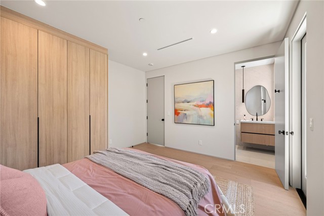 Detail Gallery Image 38 of 56 For 16728 Morrison St, Encino,  CA 91436 - 7 Beds | 6/1 Baths