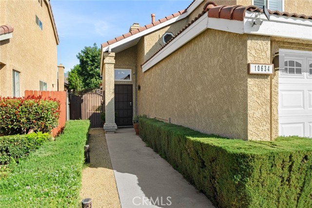 Detail Gallery Image 2 of 26 For 10634 Countryside Dr, Rancho Cucamonga,  CA 91730 - 3 Beds | 2/1 Baths