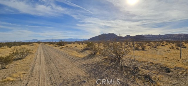 Detail Gallery Image 11 of 13 For 18066 Barstow Rd, Lucerne Valley,  CA 92356 - – Beds | – Baths