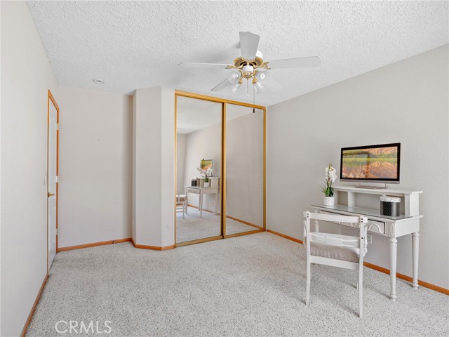 14526 Galleon Lane, Helendale CA: https://media.crmls.org/medias/541b253d-e6aa-4f19-a139-ade7264c2f5e.jpg