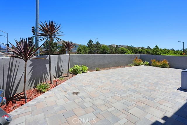 99 Waypoint, Tustin CA: https://media.crmls.org/medias/541c17d0-b653-4636-8445-d5c20f5855d4.jpg