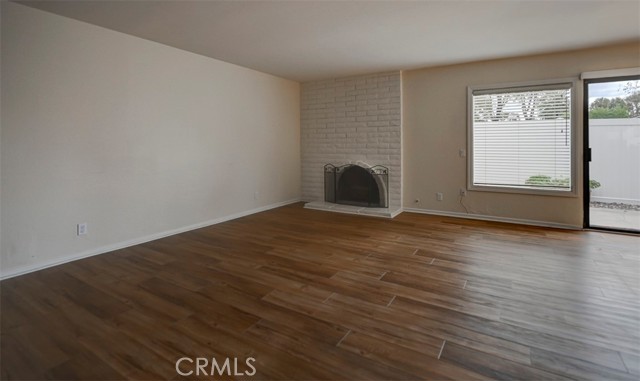 Detail Gallery Image 5 of 33 For 376 Plaza Estival, San Clemente,  CA 92672 - 2 Beds | 2/1 Baths